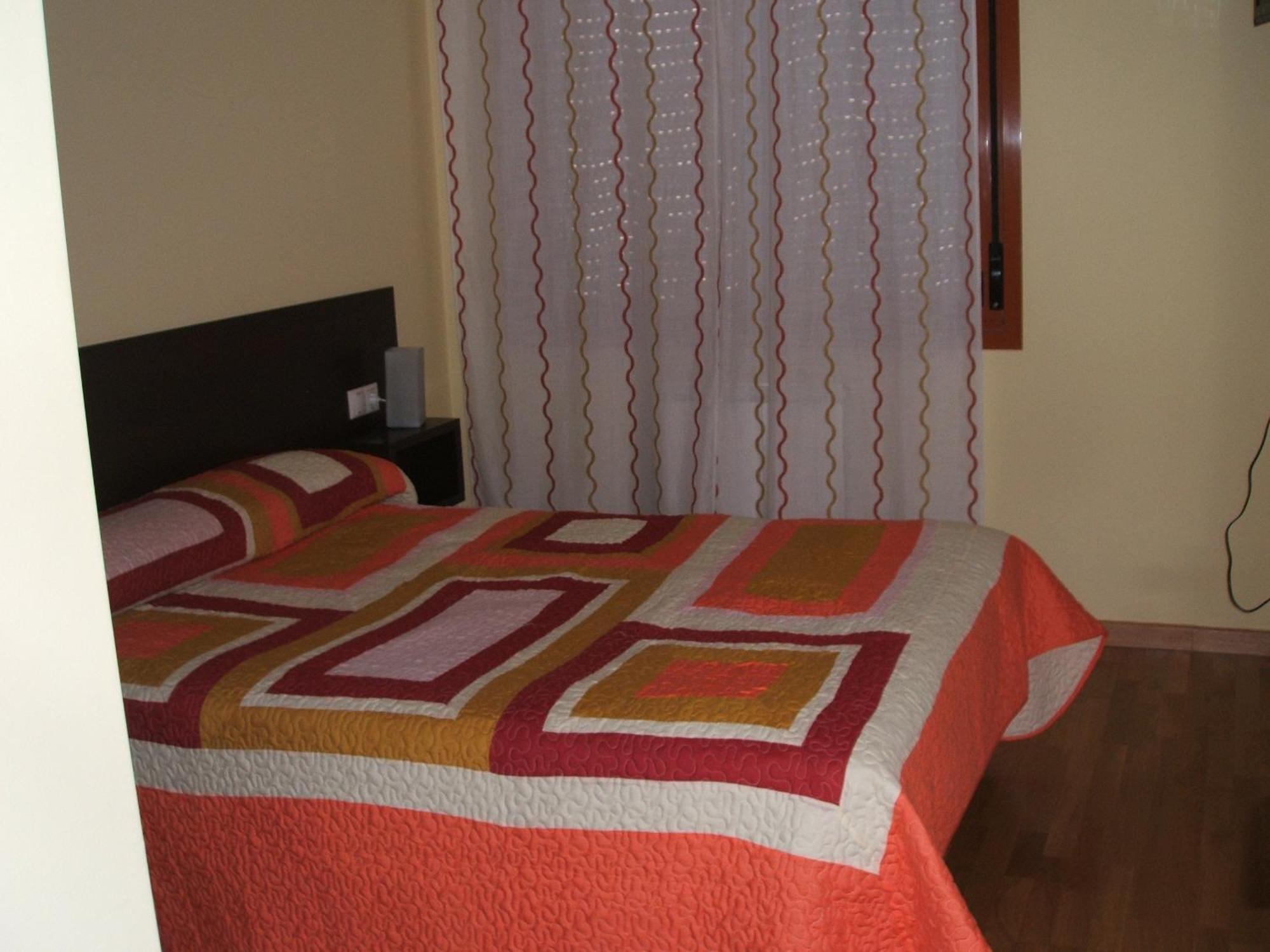 Hostal Casasnovas Silleda Exteriör bild