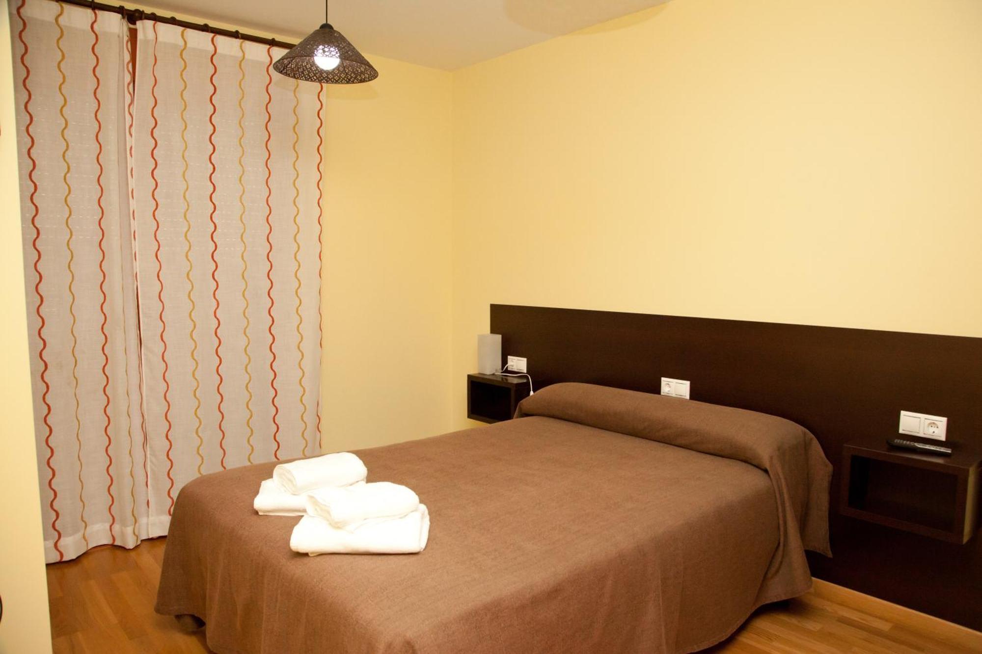 Hostal Casasnovas Silleda Exteriör bild